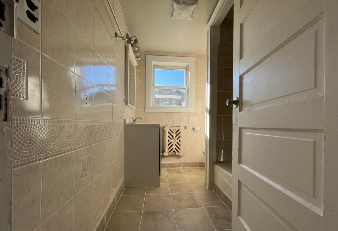 Taylor Avenue bathroom in Scranton after renovation