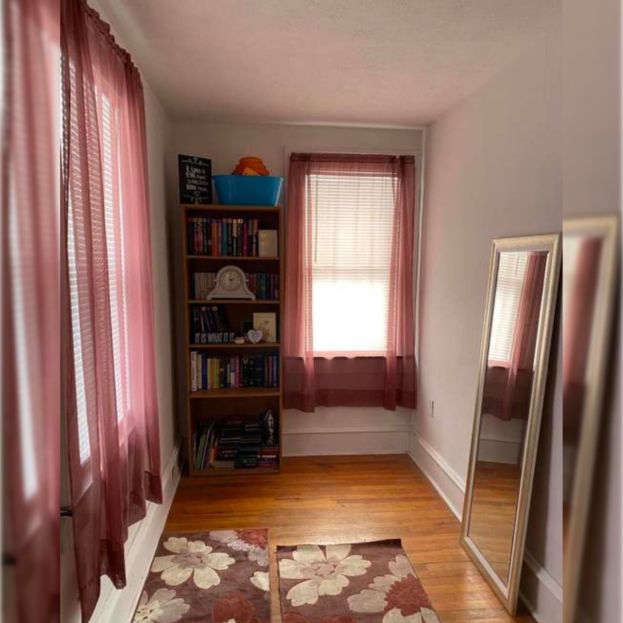 South Webster Avenue three-unit bedroom in Scranton at purchase, photo 6